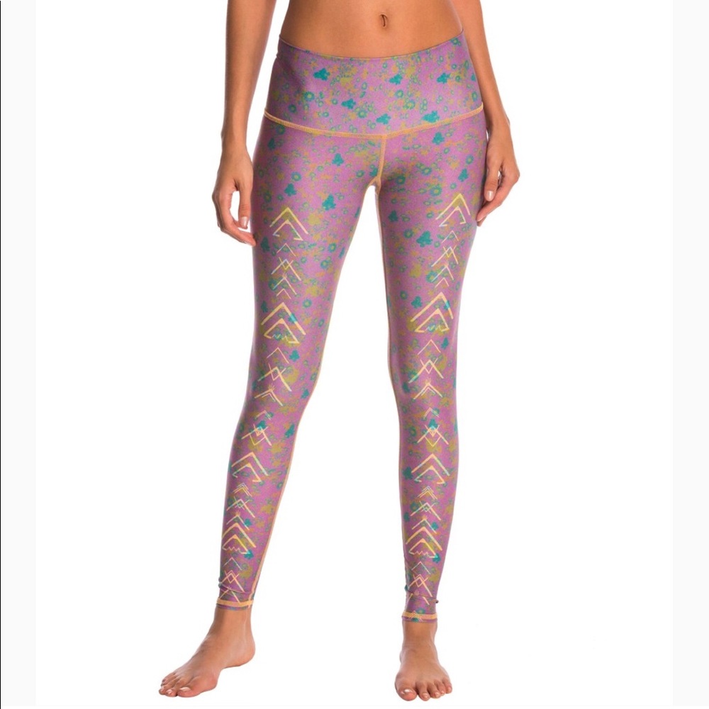 Teeki high rise floral pattern yoga leggings